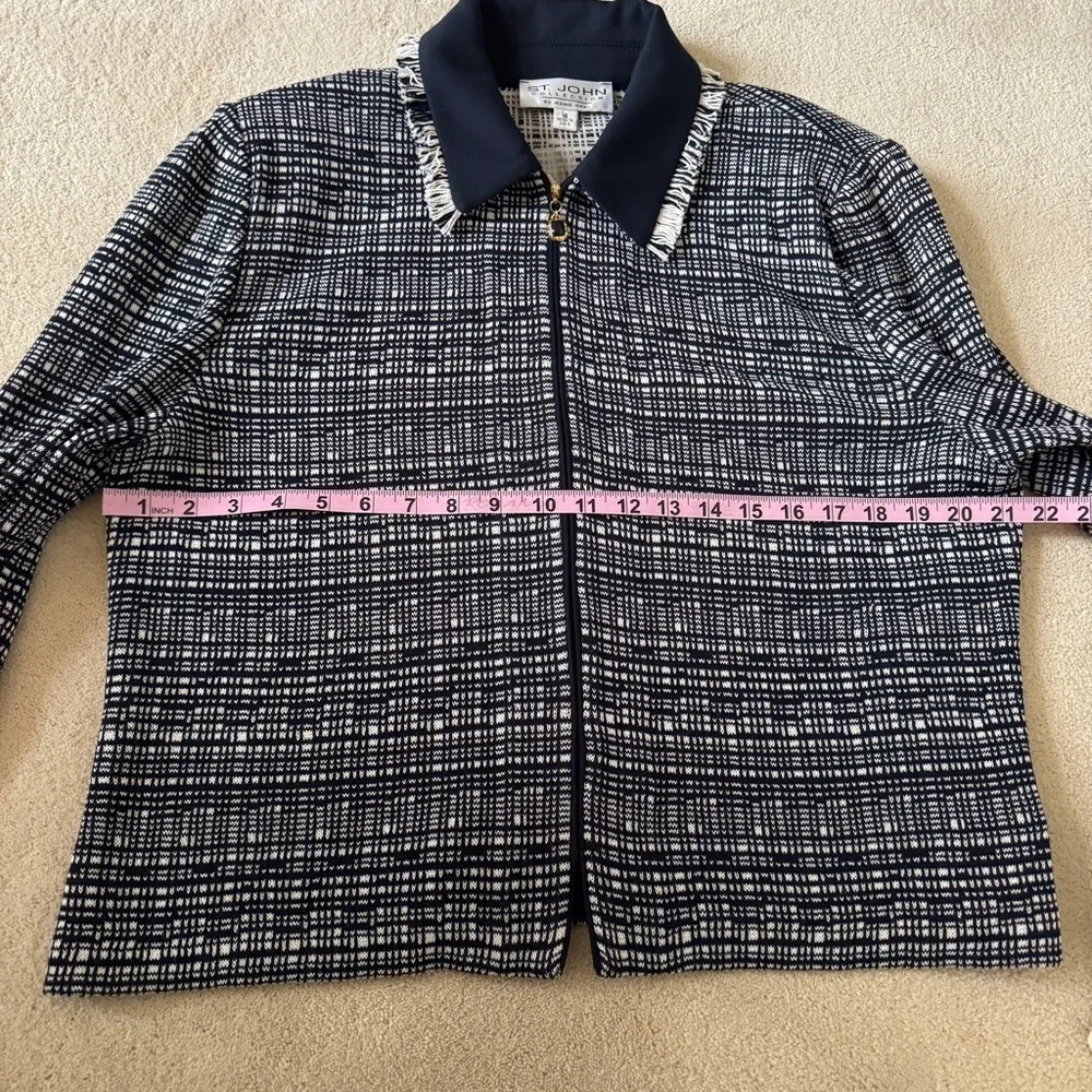 NWT St. John Vintage Blue and White Tweed Jacket Blazer Zip Front Fringe